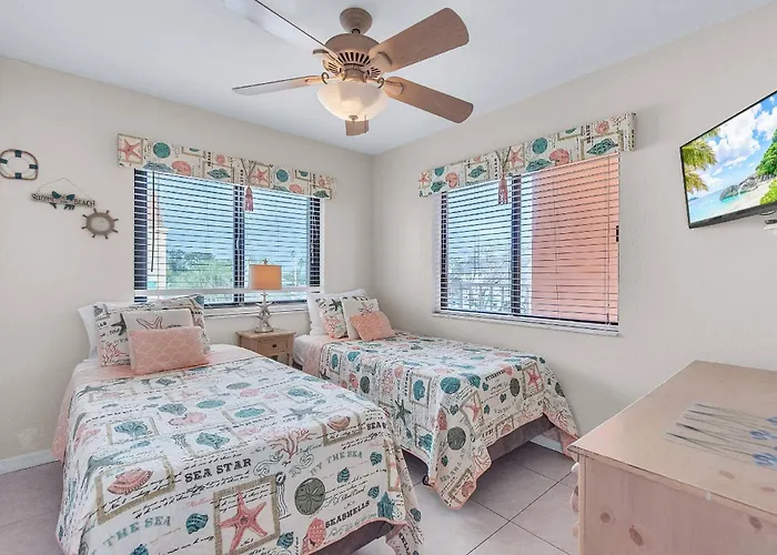 Holiday home 211 Reef Club Clearwater Beach