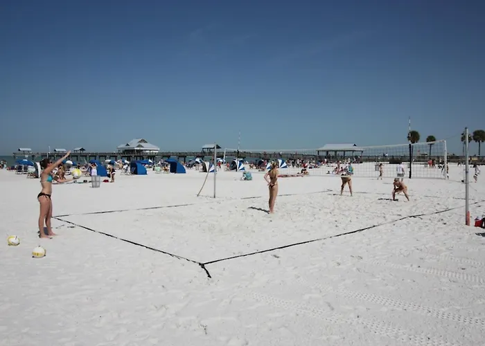 211 Reef Club
